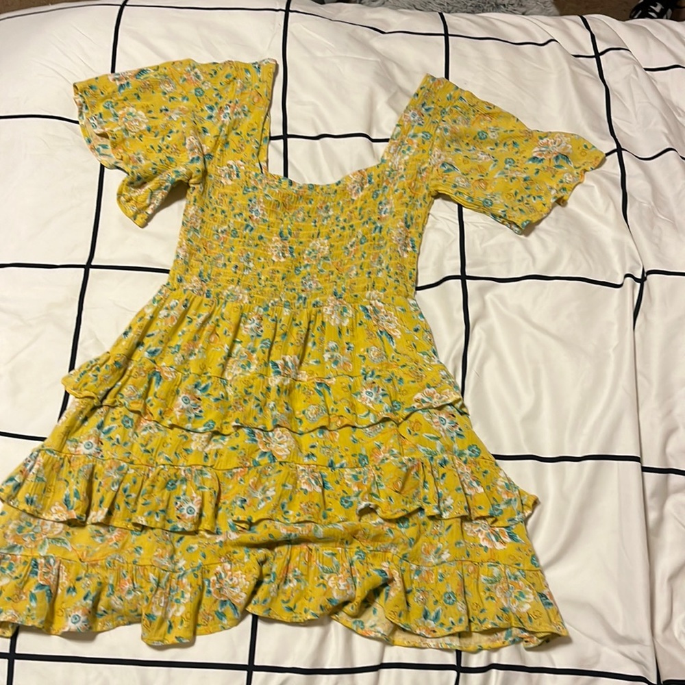 chelsea & violet yellow flower sundress